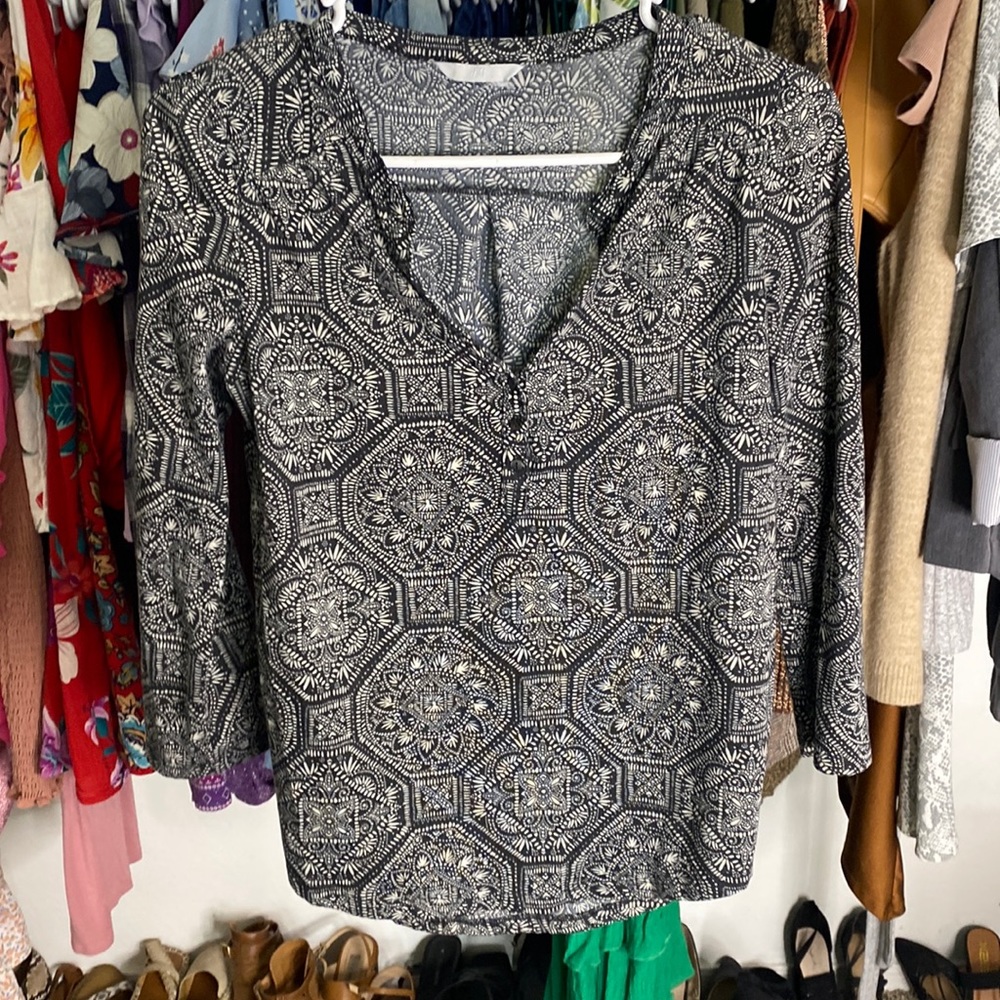 Patterned Buttoned Blouse | Size : M